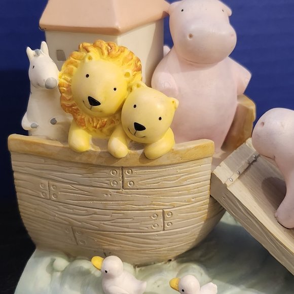 David Walker Noah's Ark Vintage Bookends by Michael And Company. Lion Sheep Ramp - Picture 4 of 9